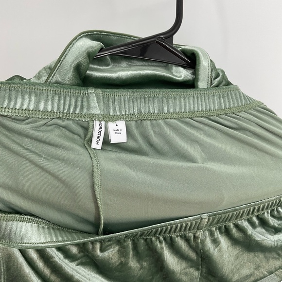 Nordstrom Green Dune Velour Pajama Set L NWT Soft 2-Piece Lounge Set - Picture 8 of 10